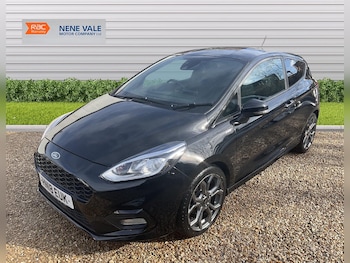 Used Ford Fiesta 2018 for sale - 77599012: Photo
