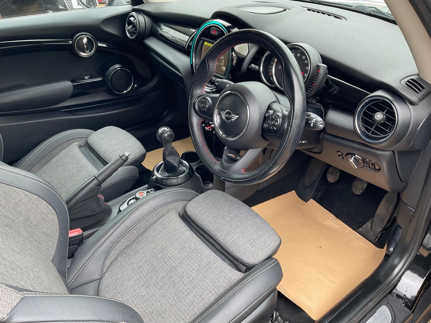 Used MINI Hatch 2015 for sale - 77524544: Photo 23