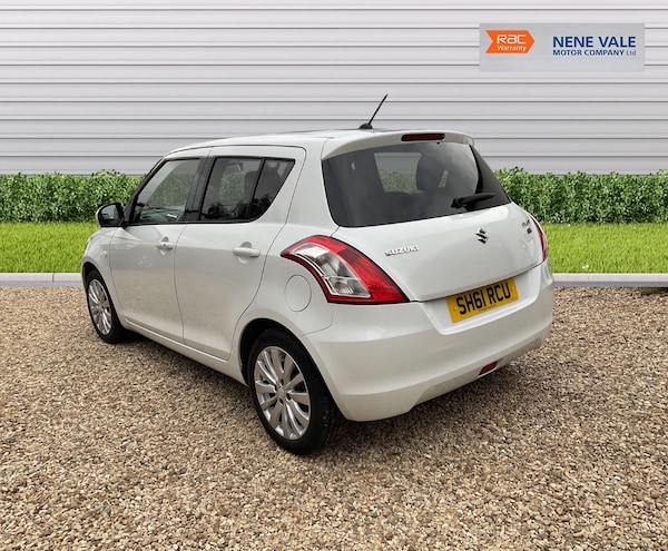 Used Suzuki Swift 2011 for sale - 76259819: Photo 5