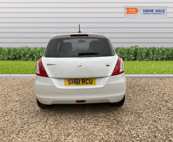 Used Suzuki Swift 2011 for sale - 76259819: Photo 6