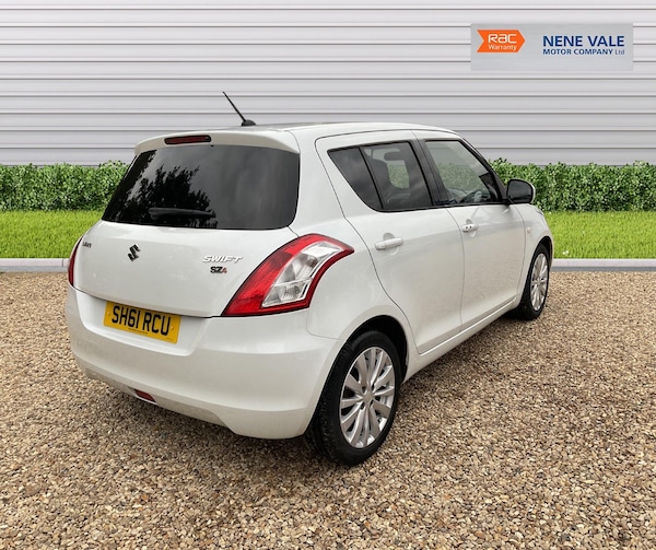 Used Suzuki Swift 2011 for sale - 76259819: Photo 7