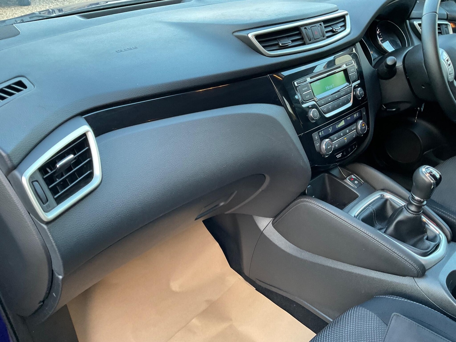 Used Nissan Qashqai 2015 for sale - 76666900: Photo 28