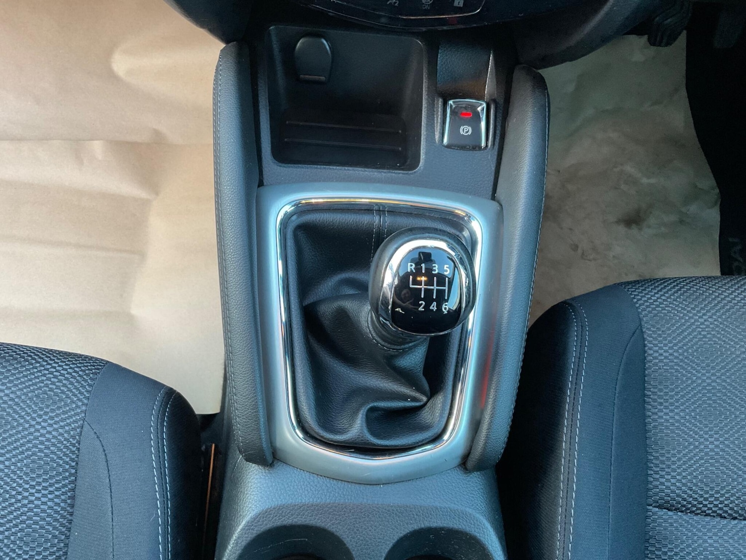 Used Nissan Qashqai 2015 for sale - 76666900: Photo 31