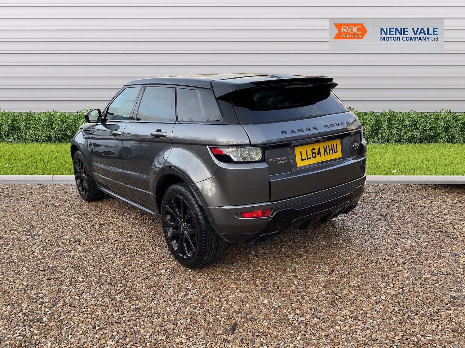 Used Land Rover Range Rover Evoque 2014 for sale - 77097947: Photo 4