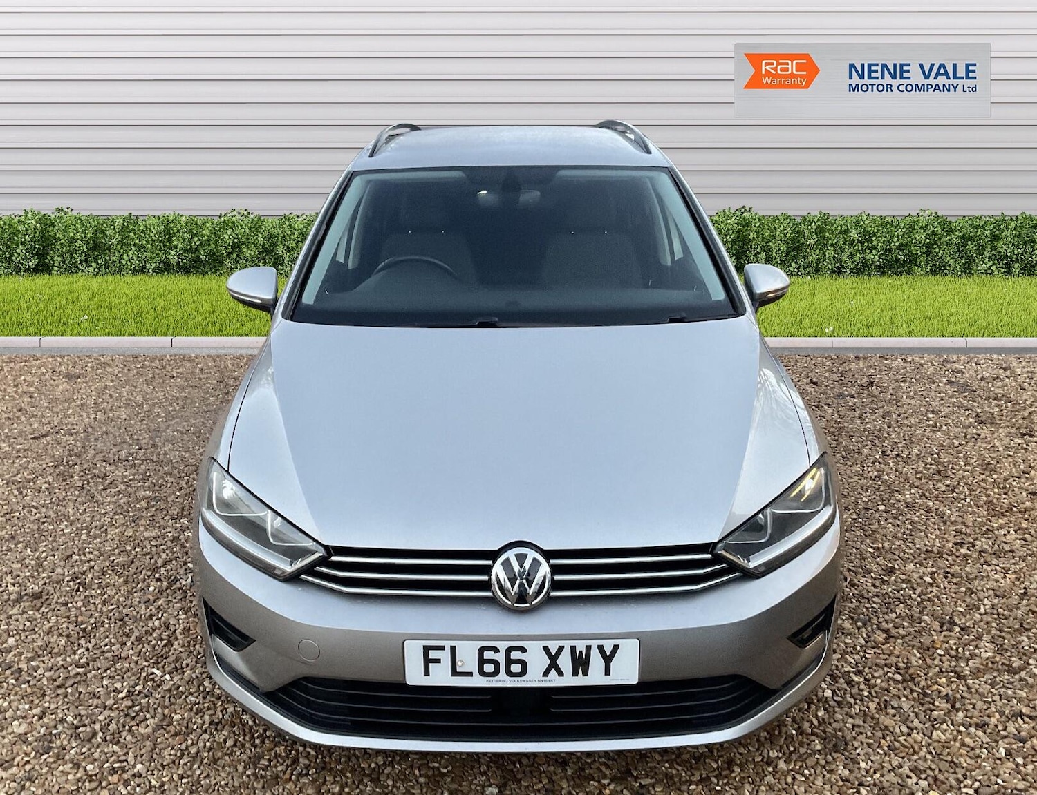 Used Volkswagen Golf SV 2016 for sale - 77016232: Photo 2