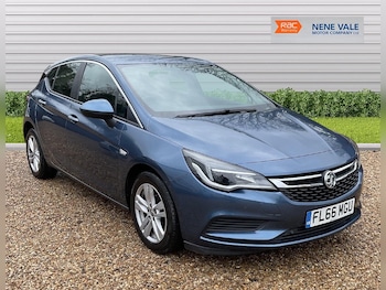 2016 (66) - 1.6 CDTi 16V ecoFLEX Tech Line 5dr