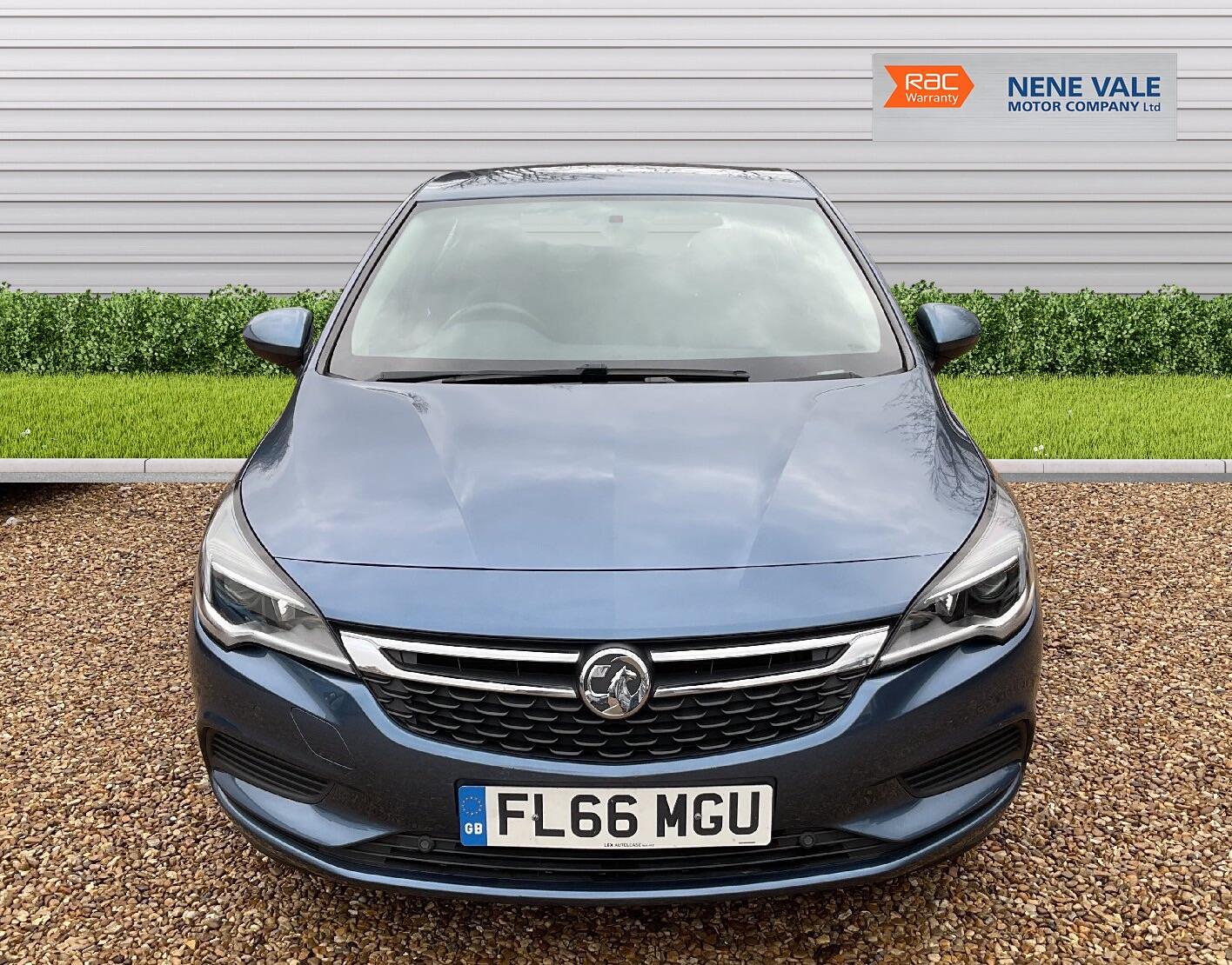 Used Vauxhall Astra 2016 for sale - 77155932: Photo 2