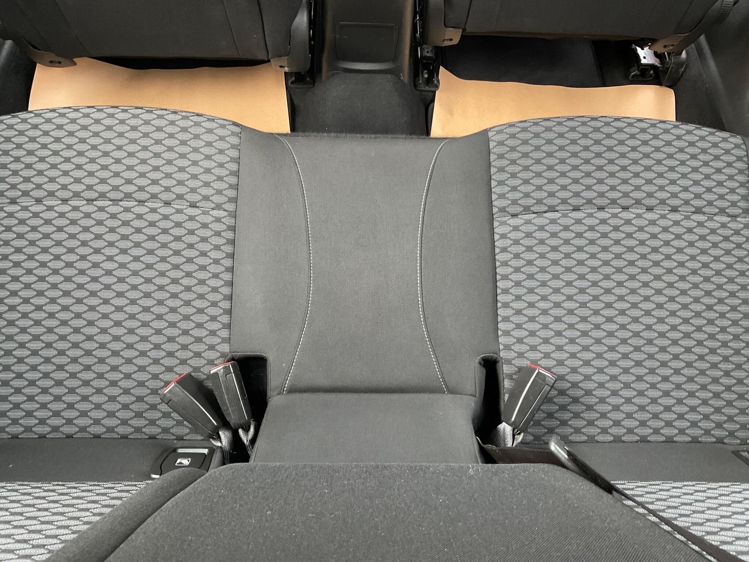 Used Vauxhall Astra 2016 for sale - 77155932: Photo 32