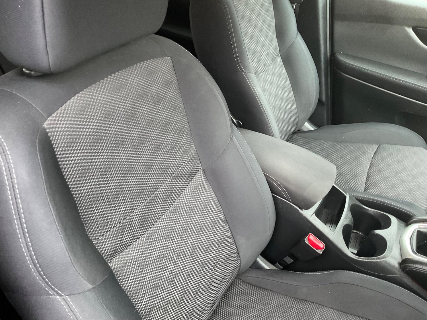 Used Nissan Qashqai 2016 for sale - 76886282: Photo 30