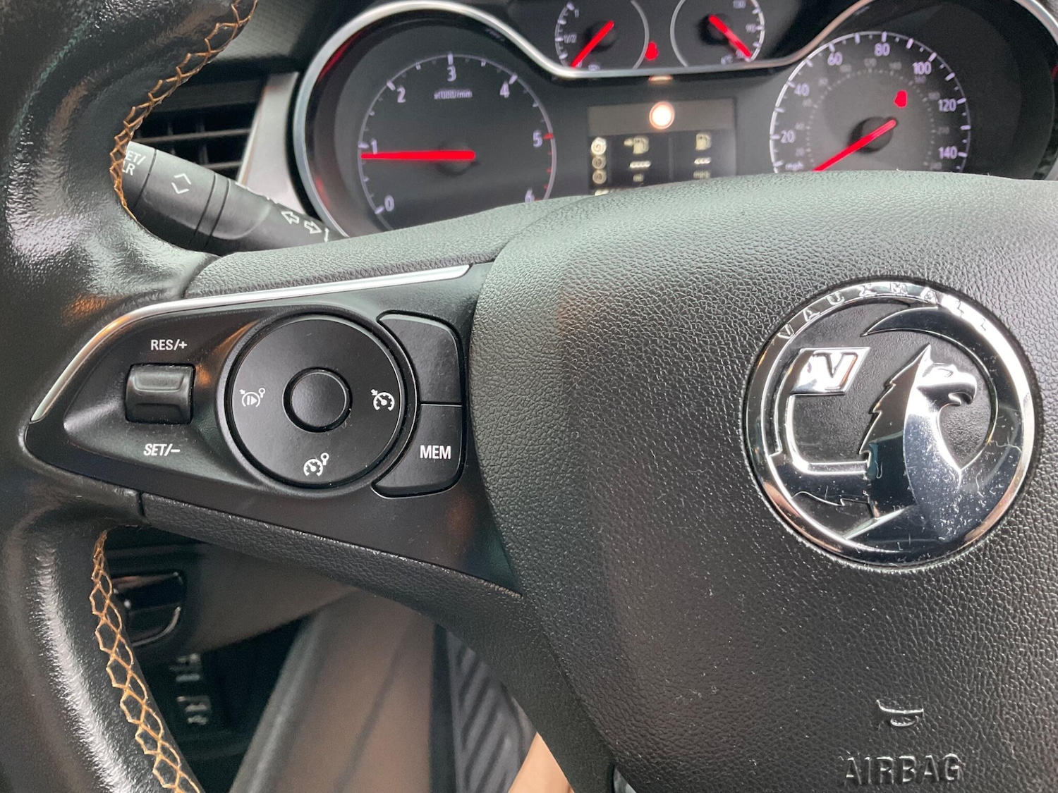 Used Vauxhall Crossland X 2018 for sale - 77016002: Photo 13