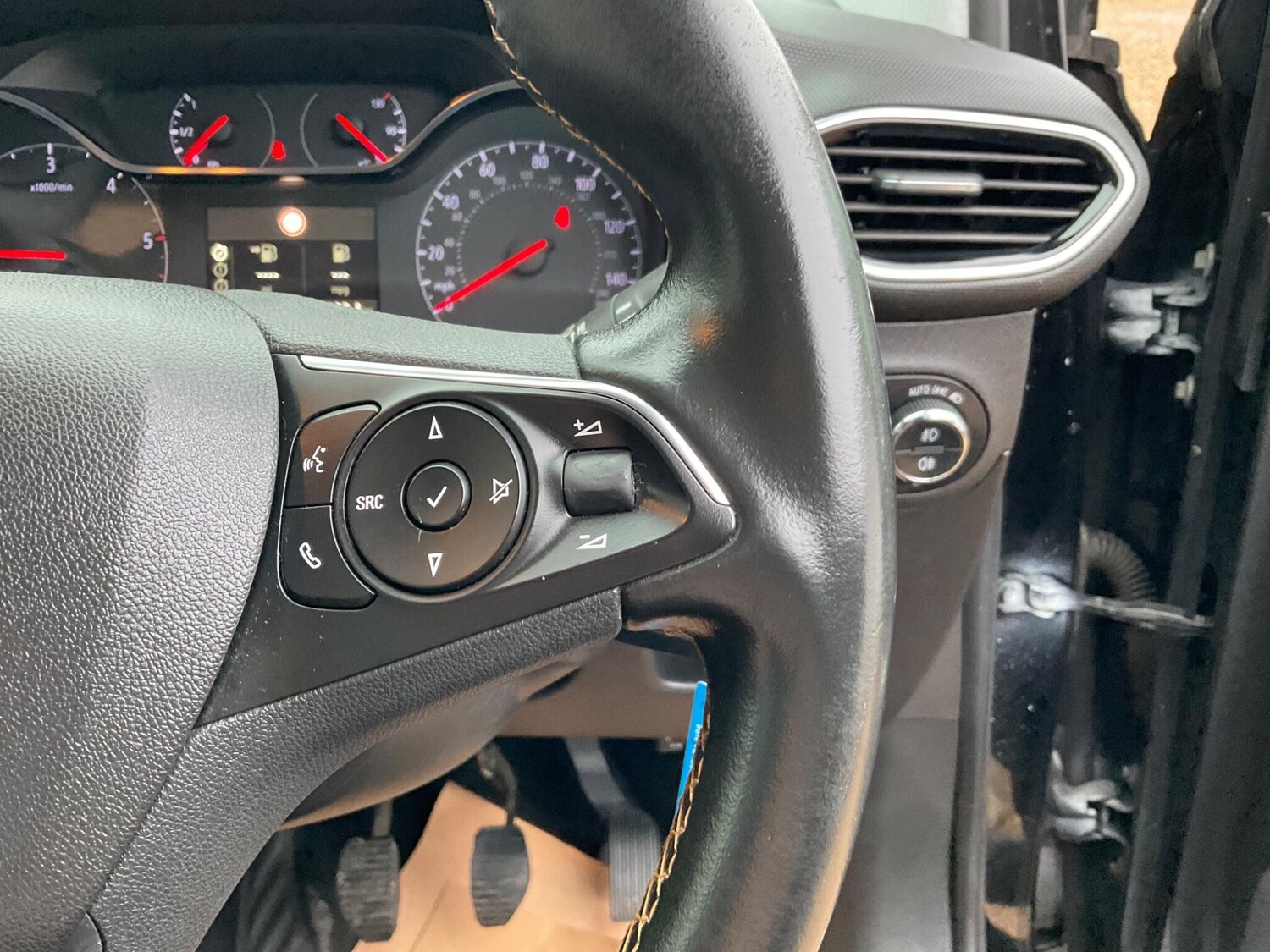 Used Vauxhall Crossland X 2018 for sale - 77016002: Photo 14