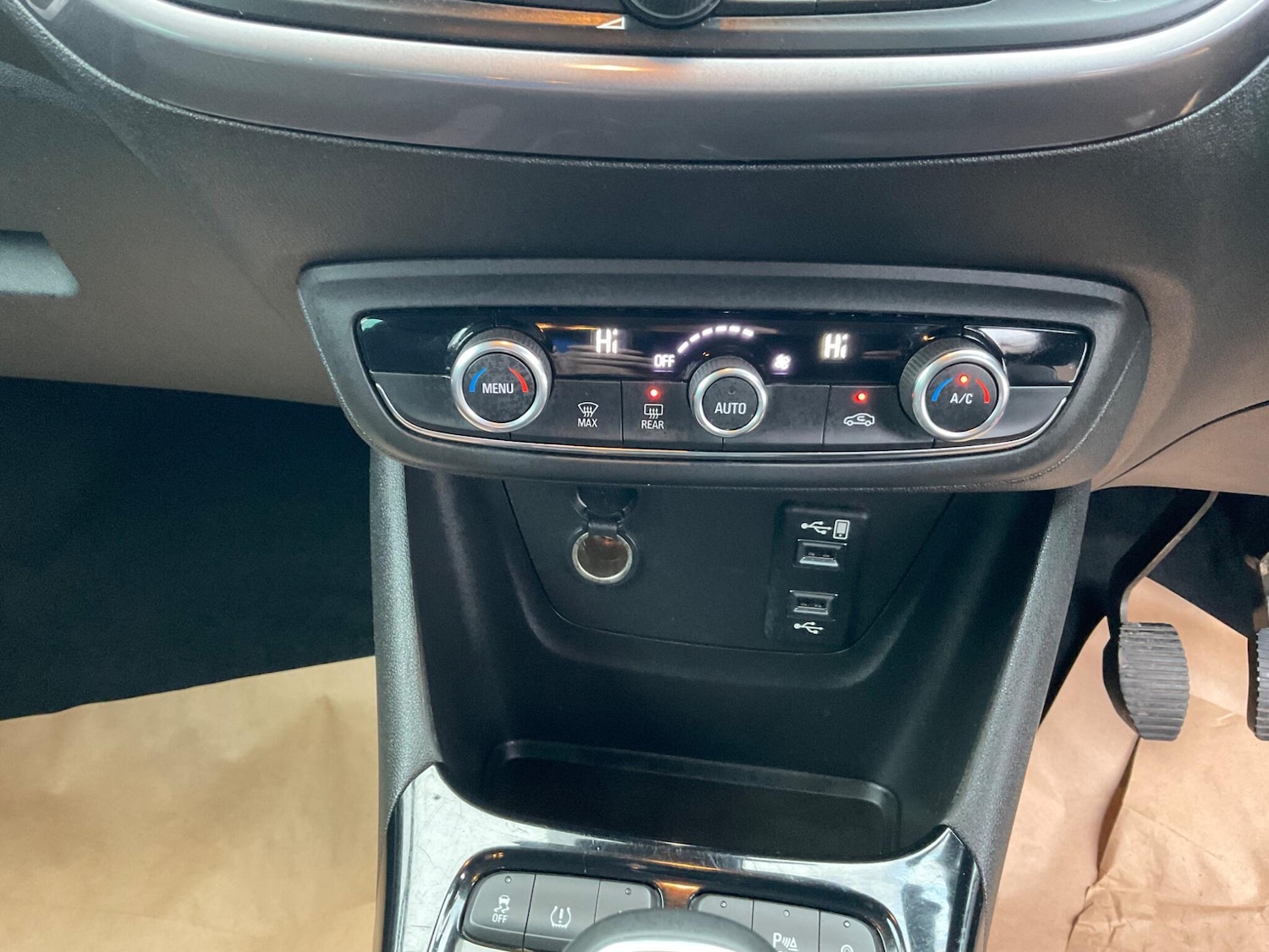 Used Vauxhall Crossland X 2018 for sale - 77016002: Photo 21