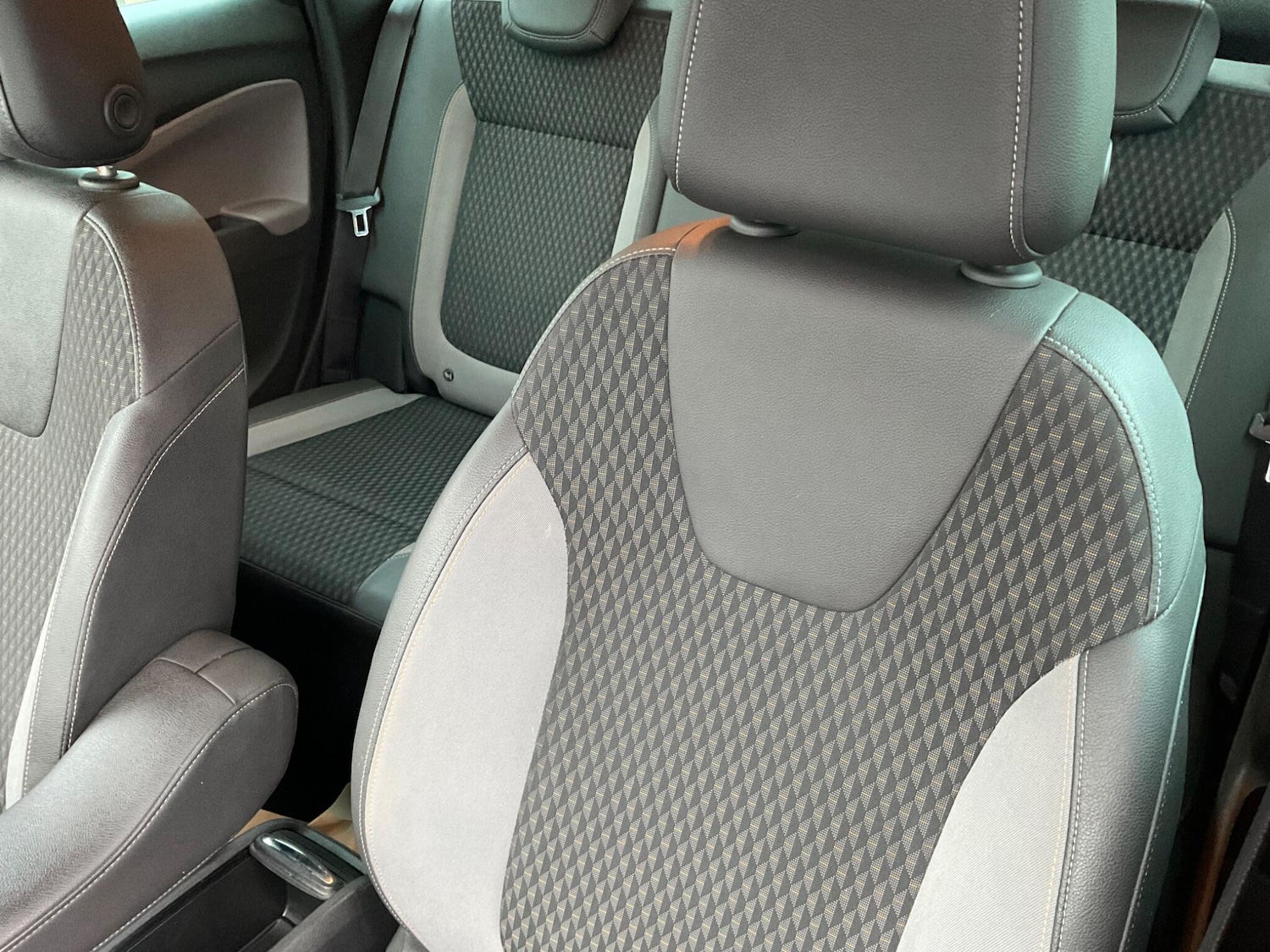 Used Vauxhall Crossland X 2018 for sale - 77016002: Photo 34