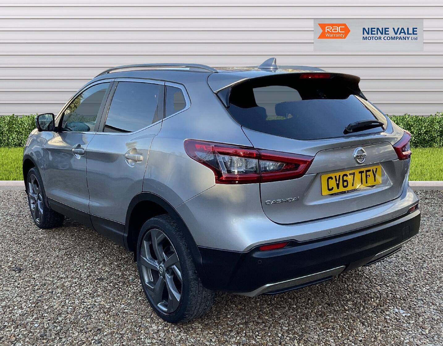 Used Nissan Qashqai 2017 for sale - 76716867: Photo 5