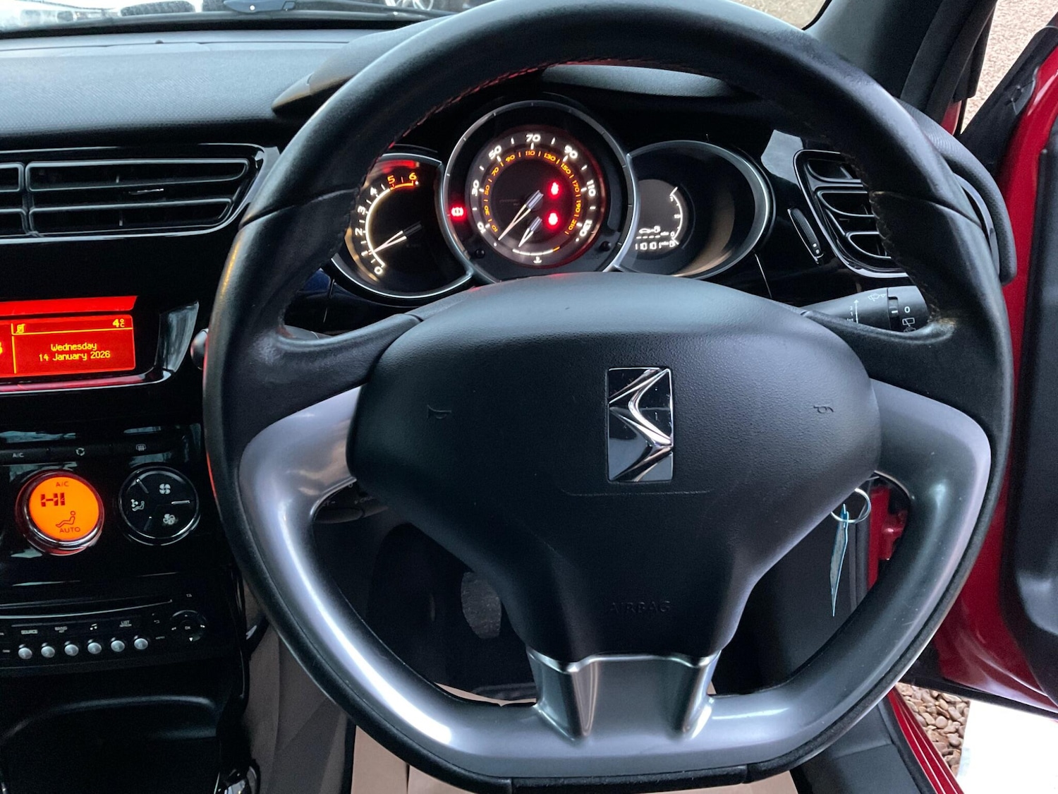 Used Citroen DS3 2013 for sale - 77203687: Photo 11