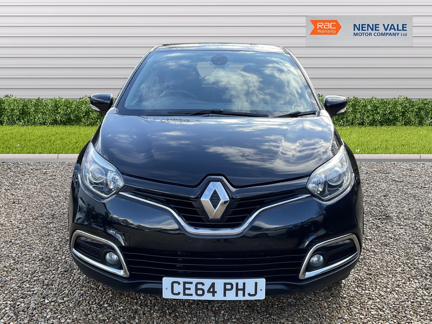 Used Renault Captur 2014 for sale - 76521937: Photo 2