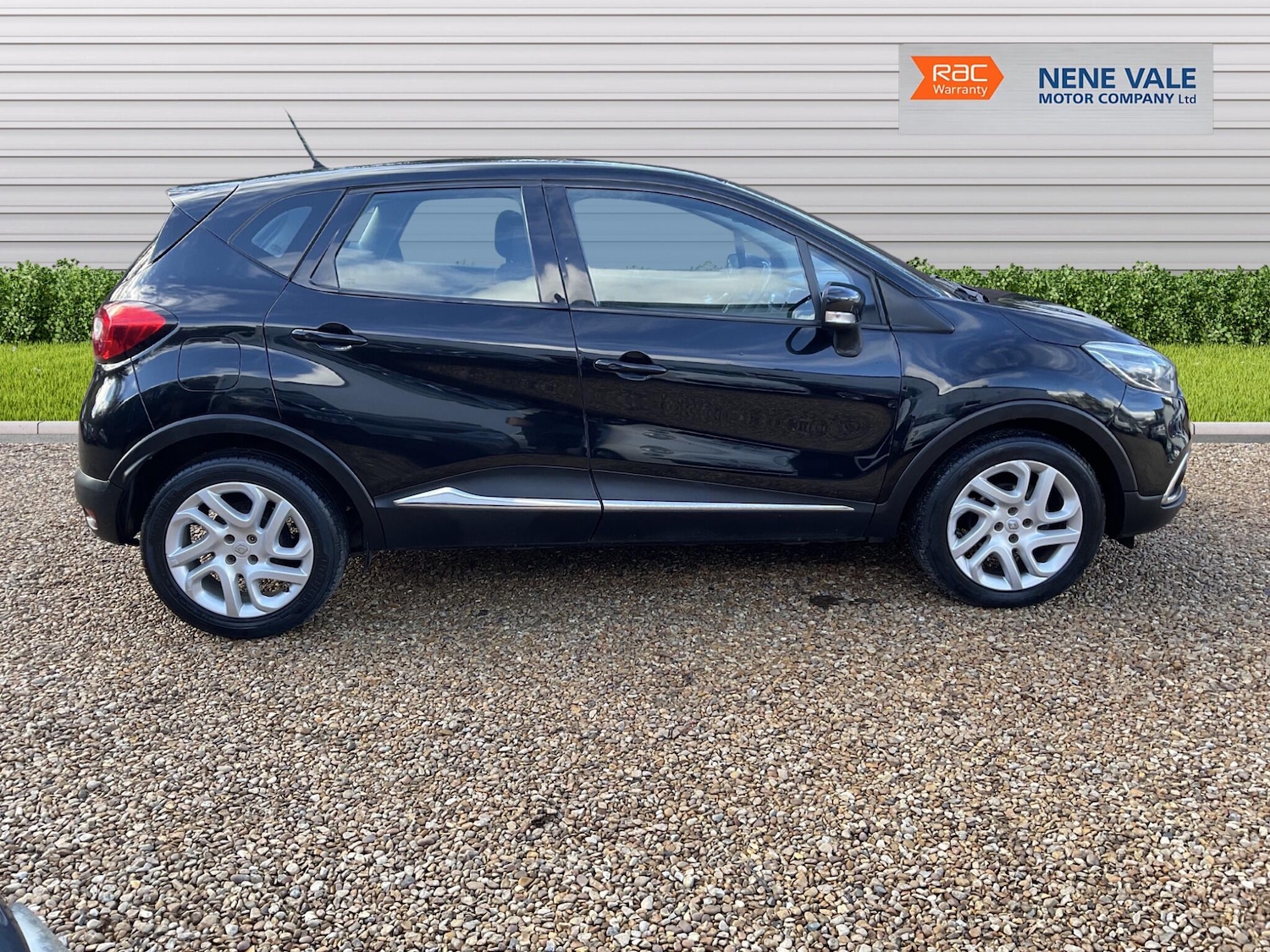 Used Renault Captur 2014 for sale - 76521937: Photo 9