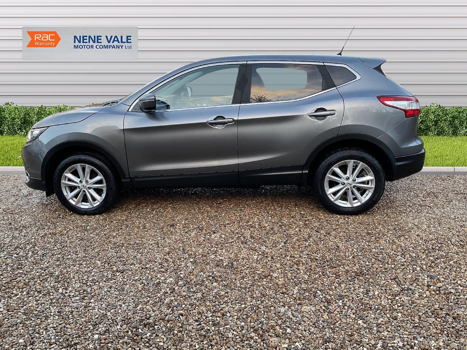 Used Nissan Qashqai 2014 for sale - 77230163: Photo 4