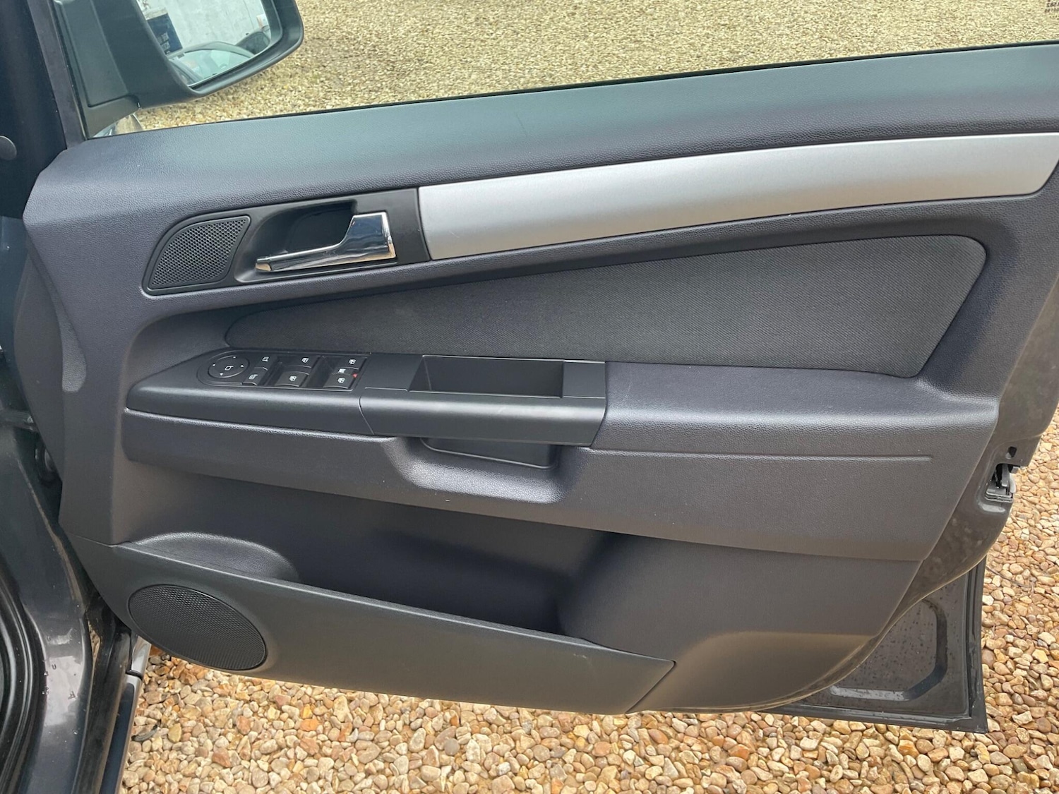 Used Vauxhall Zafira 2013 for sale - 77993141: Photo 9