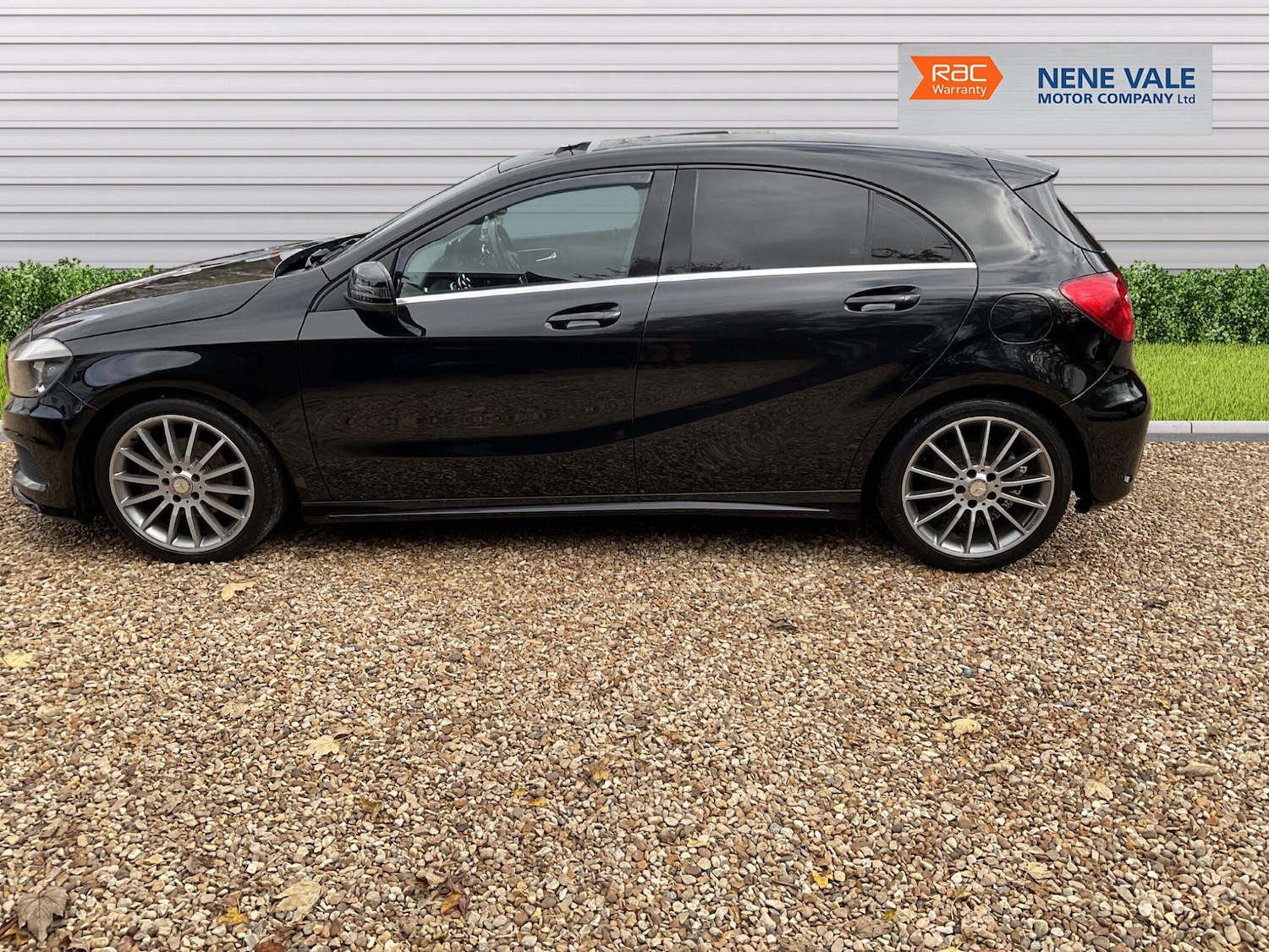 Used Mercedes-Benz A-Class 2014 for sale - 76886269: Photo 5