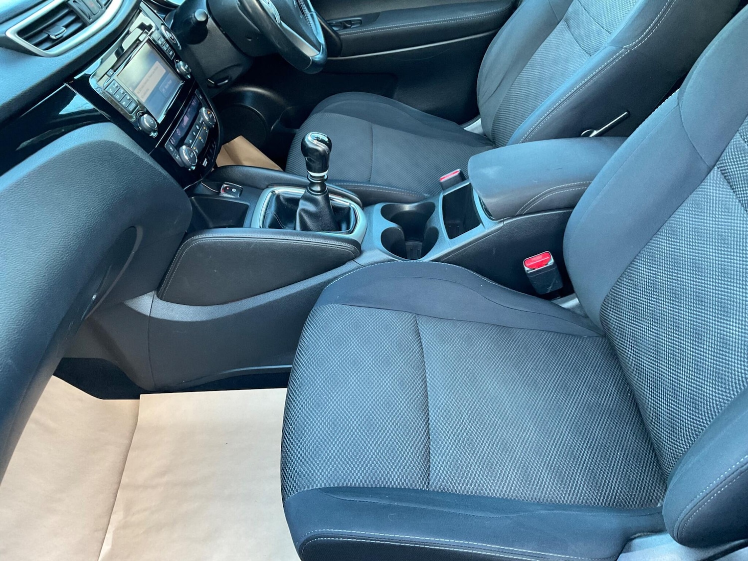 Used Nissan Qashqai 2015 for sale - 76781534: Photo 33