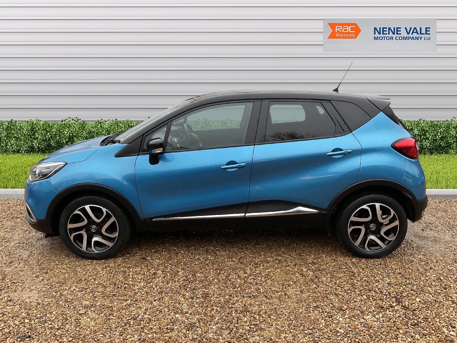 Used Renault Captur 2016 for sale - 77455880: Photo 4