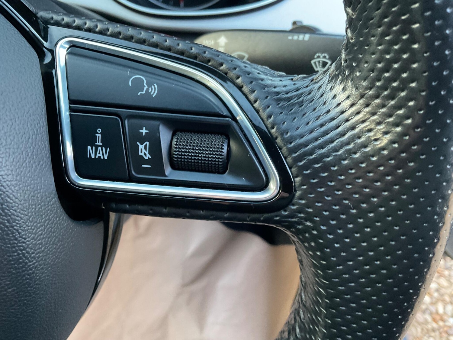 Used Audi A4 2015 for sale - 76886913: Photo 17