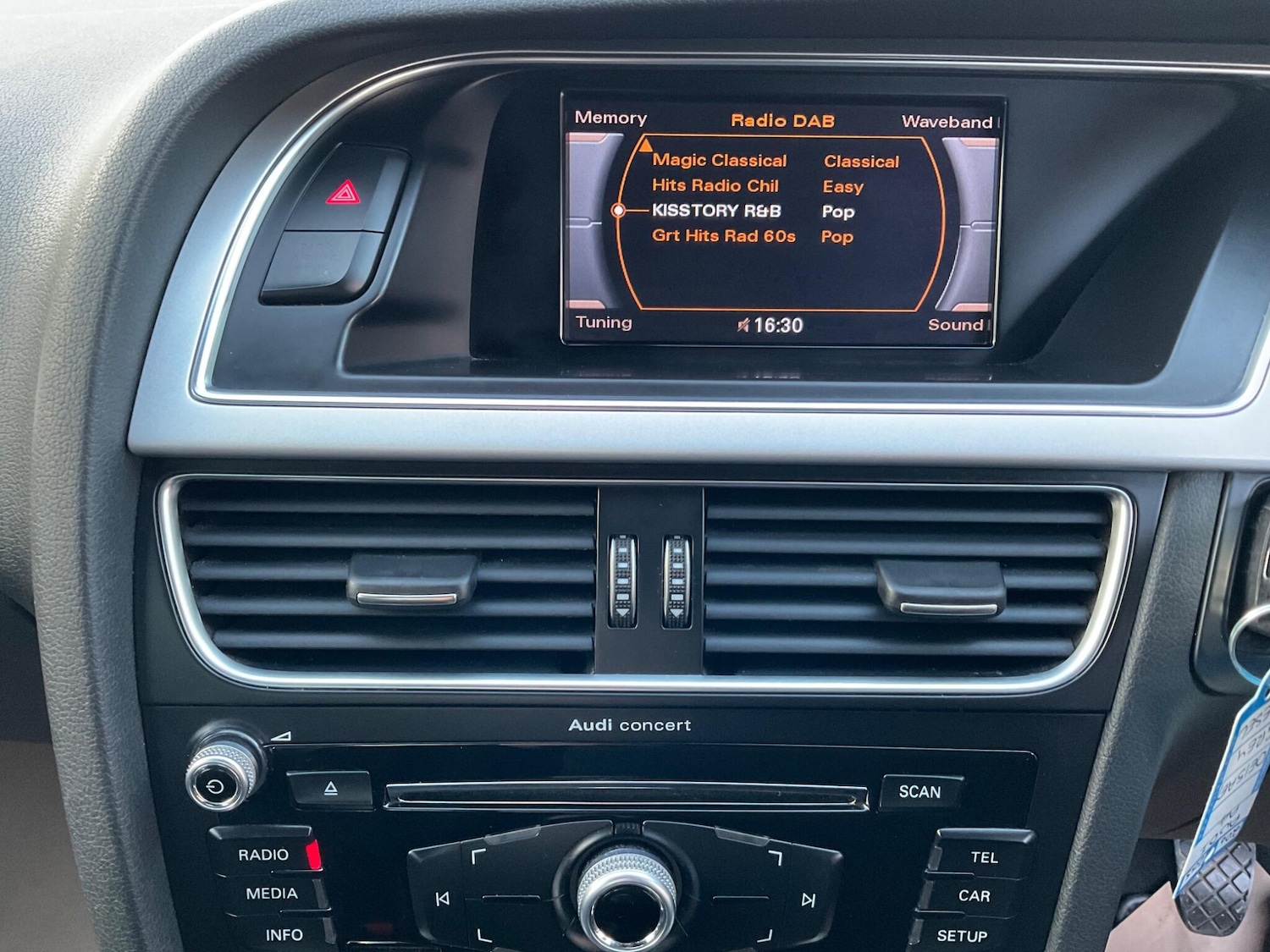 Used Audi A4 2015 for sale - 76886913: Photo 20