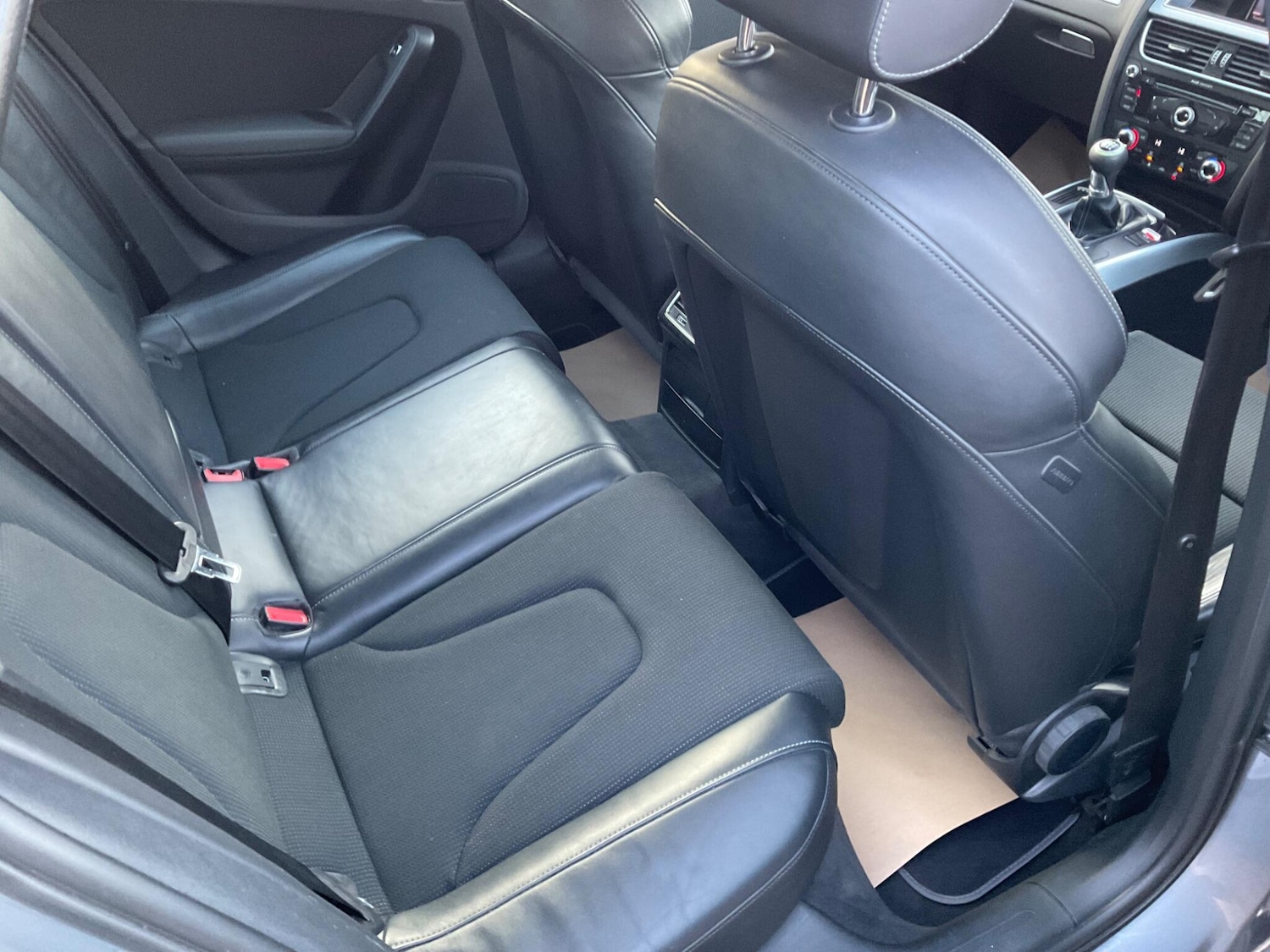 Used Audi A4 2015 for sale - 76886913: Photo 30