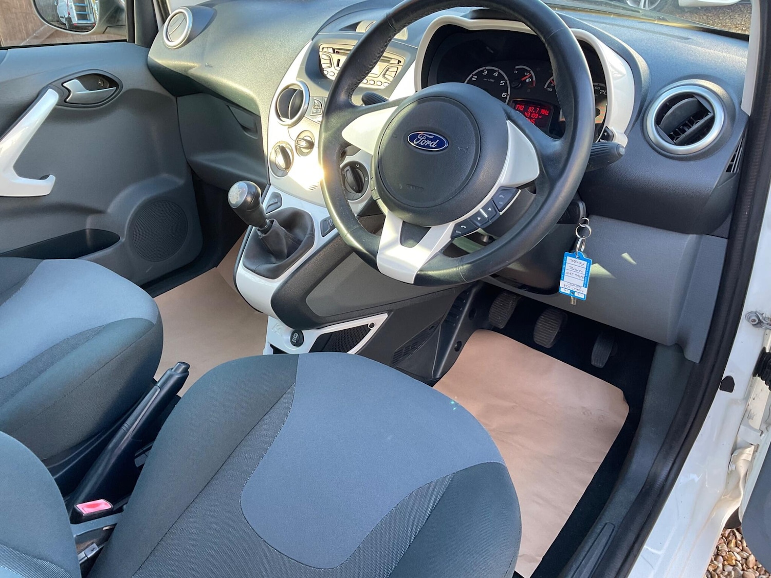 Used Ford Ka 2015 for sale - 77537457: Photo 9