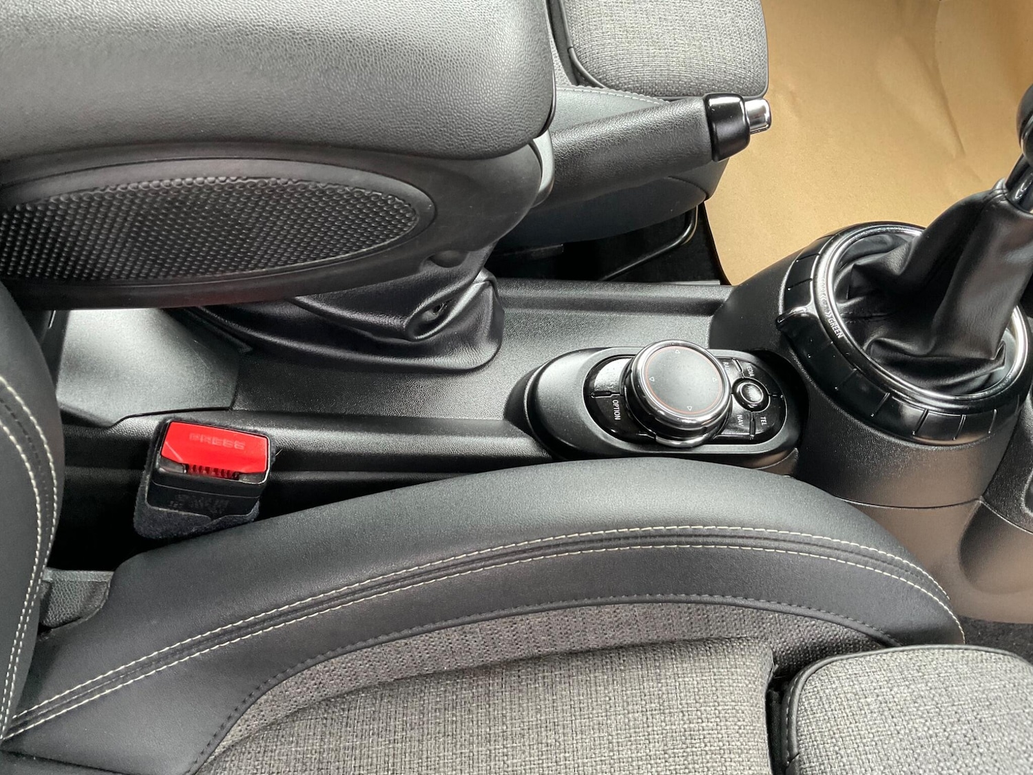 Used MINI Hatch 2015 for sale - 76887027: Photo 17