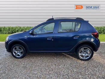 Used Dacia Sandero Stepway 2019 for sale - 78585489: Photo