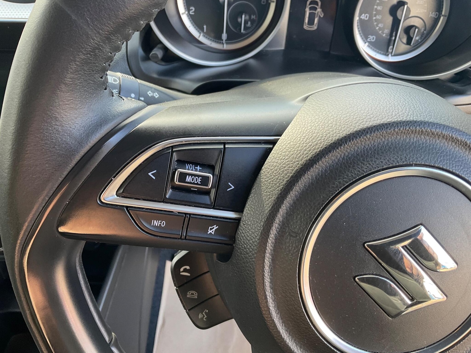 Used Suzuki Swift 2022 for sale - 77838647: Photo 20