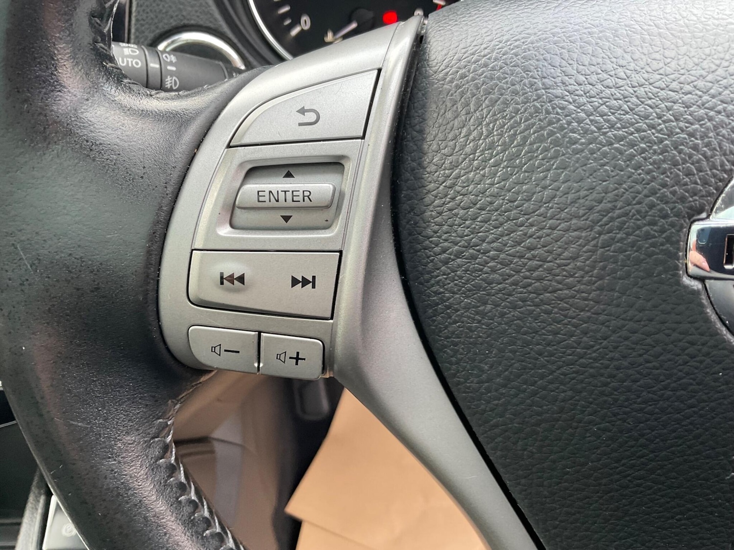 Used Nissan Qashqai 2015 for sale - 76633387: Photo 13