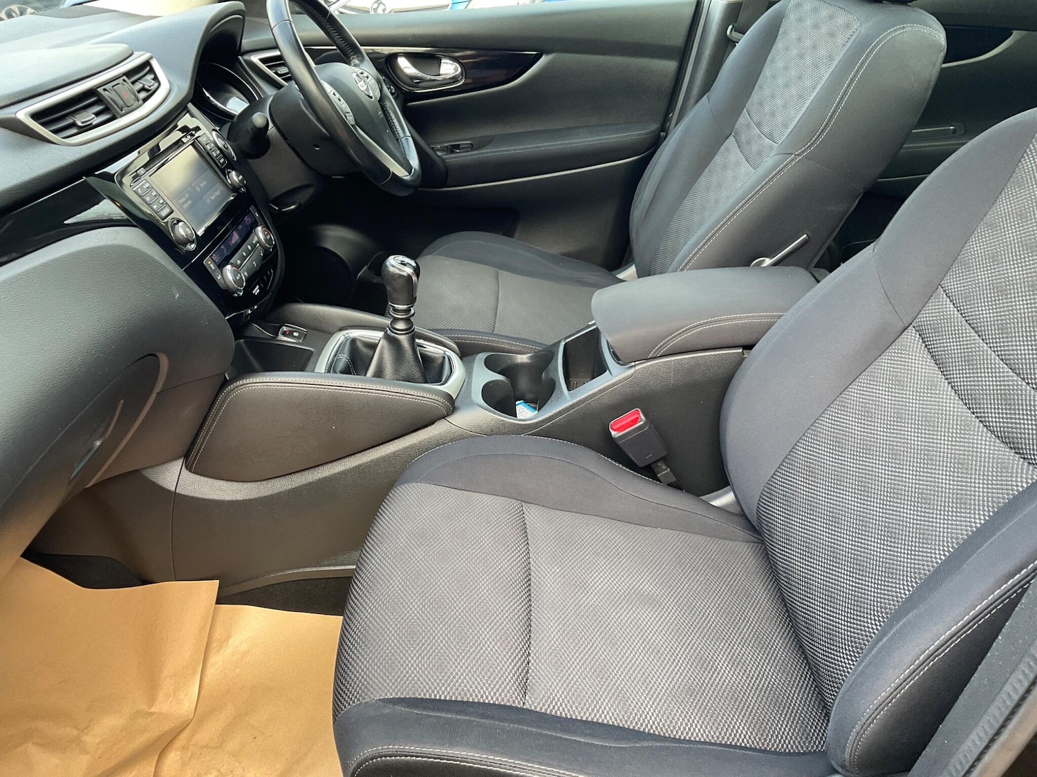 Used Nissan Qashqai 2015 for sale - 76633387: Photo 43