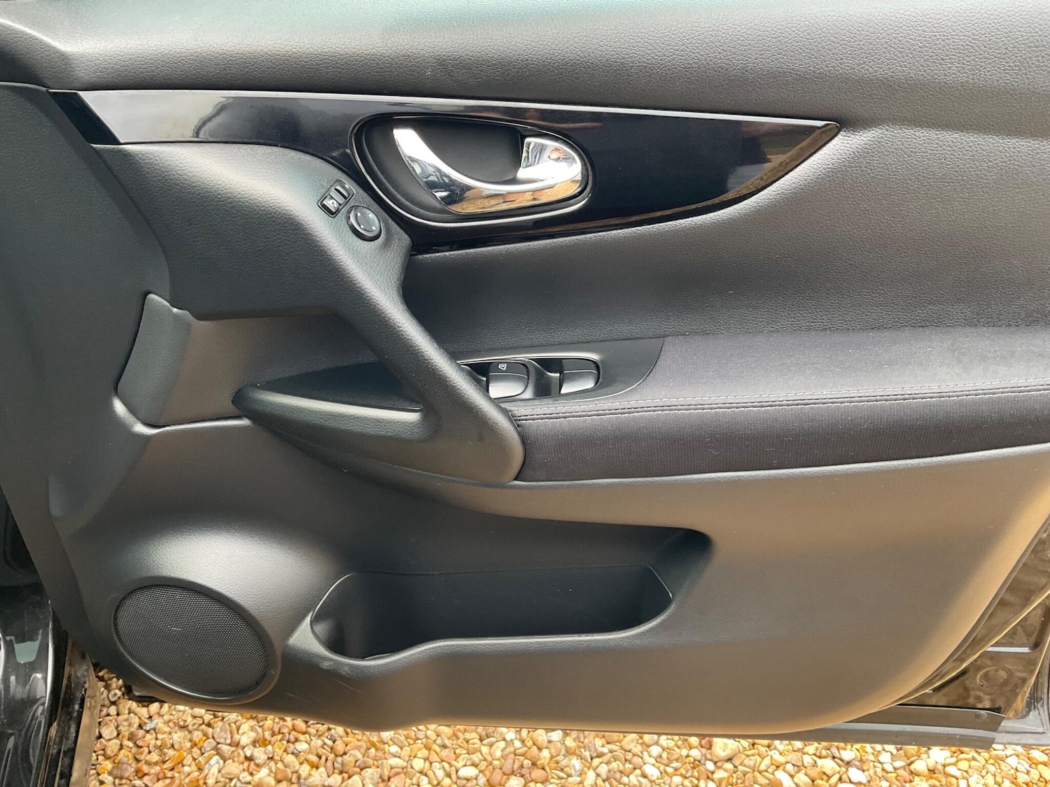 Used Nissan Qashqai 2015 for sale - 76633387: Photo 9