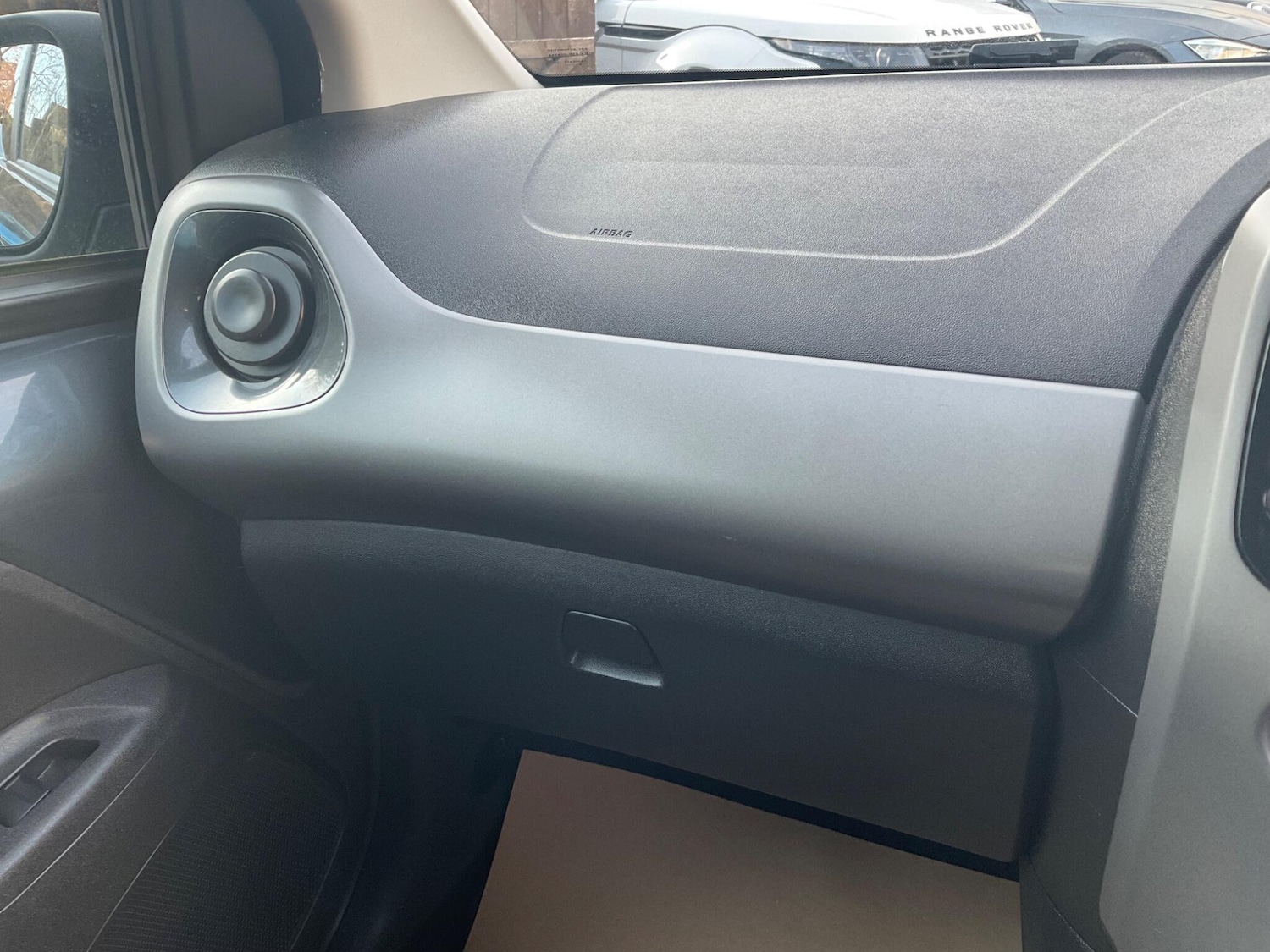 Used Toyota AYGO 2019 for sale - 77958548: Photo 23