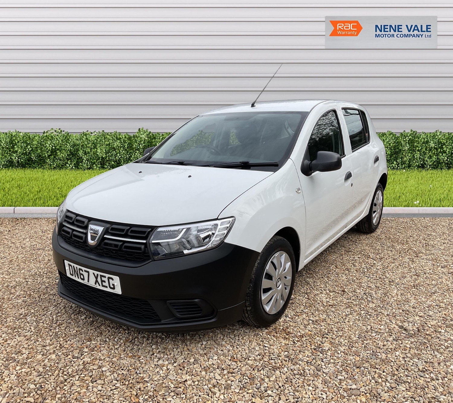 Used Dacia Sandero 2017 for sale - 76562533: Photo 3