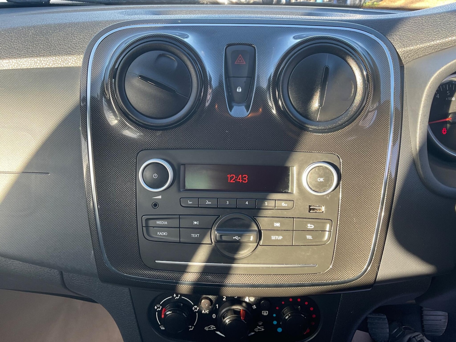 Used Dacia Sandero 2017 for sale - 77119888: Photo 18