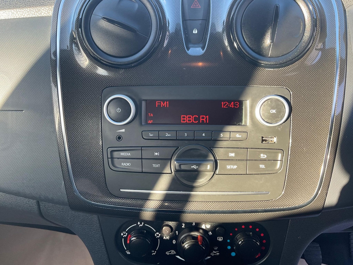 Used Dacia Sandero 2017 for sale - 77119888: Photo 19