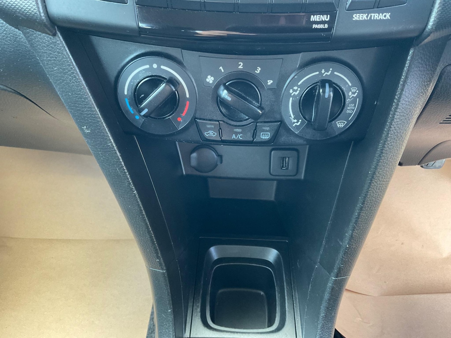Used Suzuki Swift 2014 for sale - 75916092: Photo 13