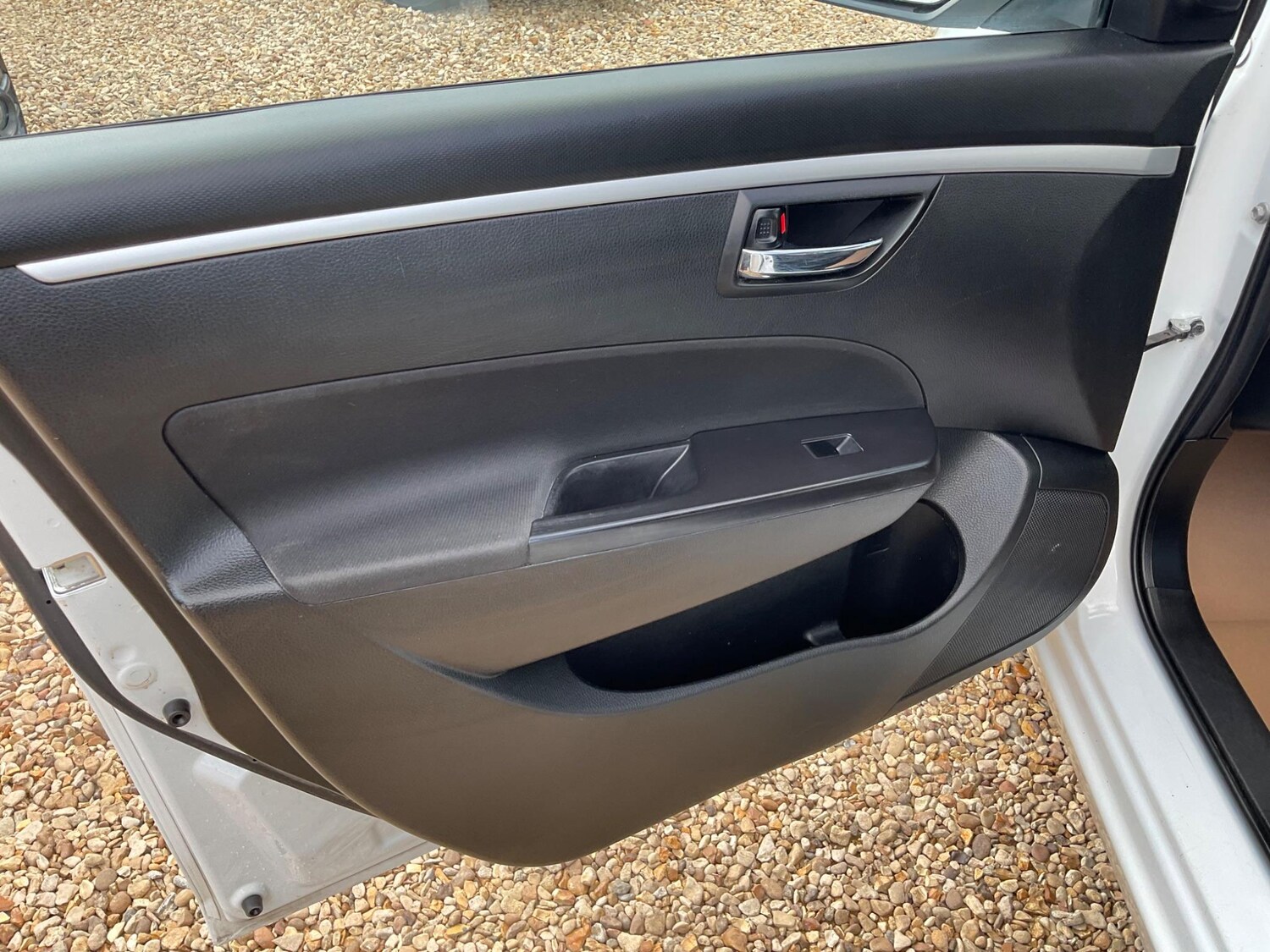 Used Suzuki Swift 2014 for sale - 75916092: Photo 20
