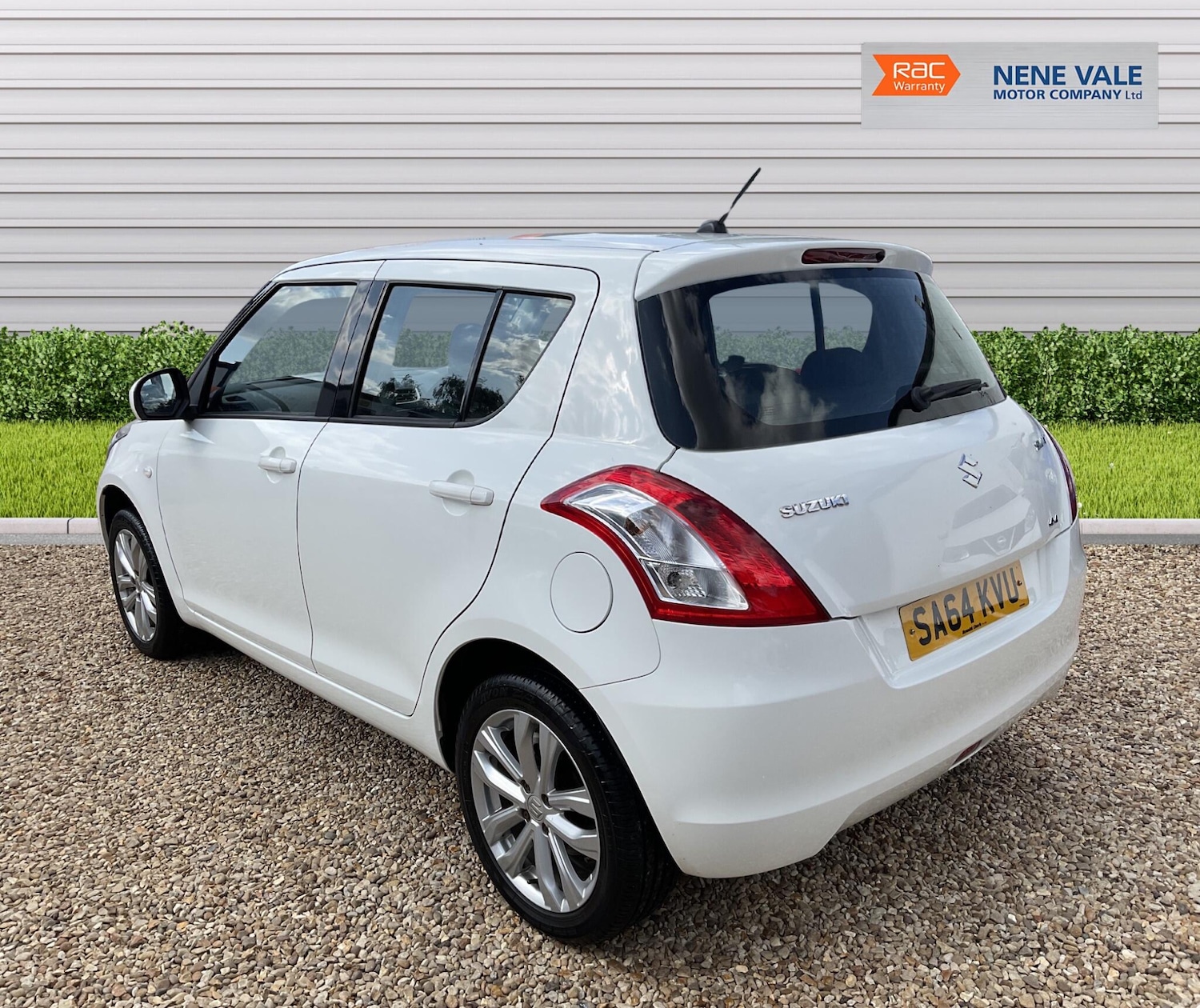 Used Suzuki Swift 2014 for sale - 75916092: Photo 5