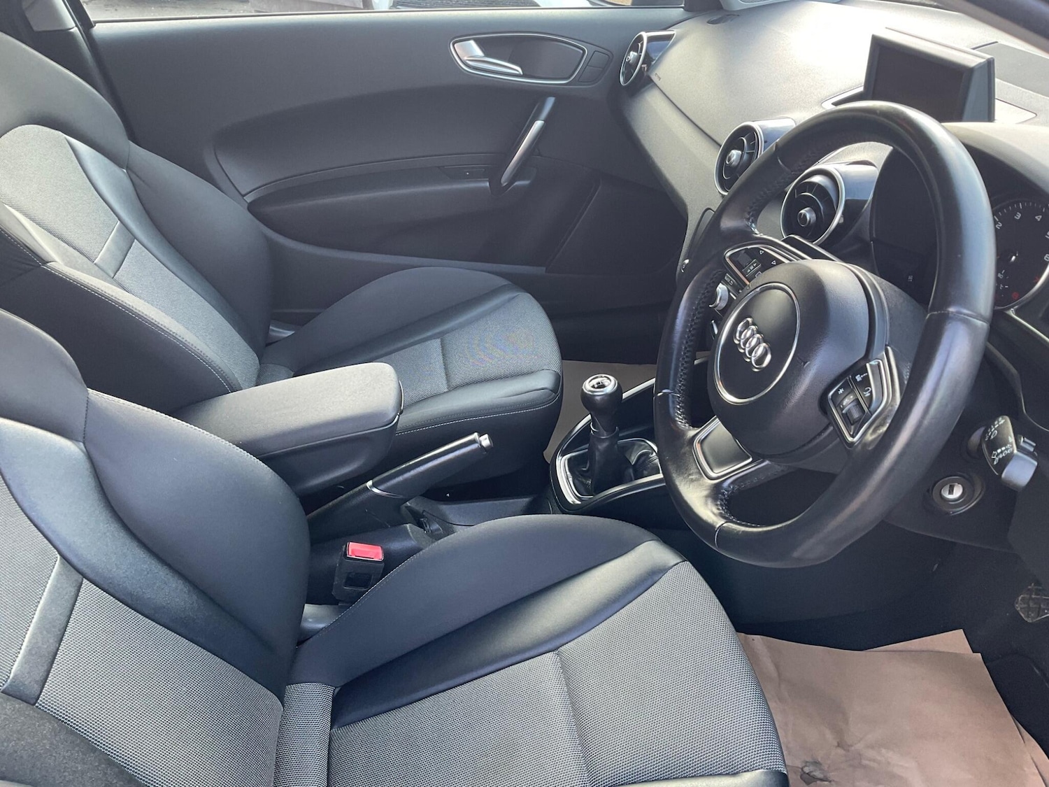 Used Audi A1 2014 for sale - 77738235: Photo 16