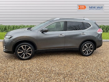 Used Nissan X-Trail 2016 for sale - 77598689: Photo