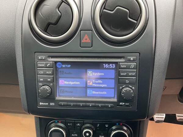 Used Nissan Qashqai 2011 for sale - 76259735: Photo 11