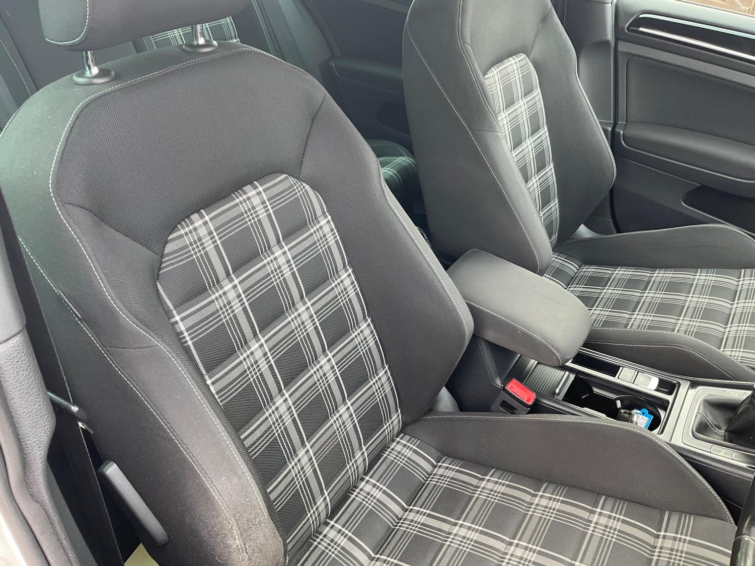 Used Volkswagen Golf 2015 for sale - 77768120: Photo 14