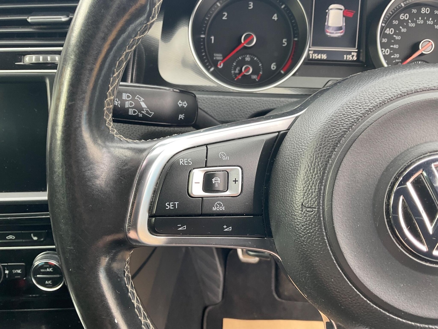 Used Volkswagen Golf 2015 for sale - 77768120: Photo 17