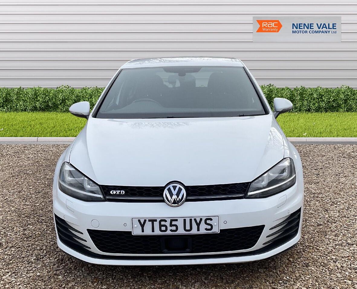 Used Volkswagen Golf 2015 for sale - 77768120: Photo 2