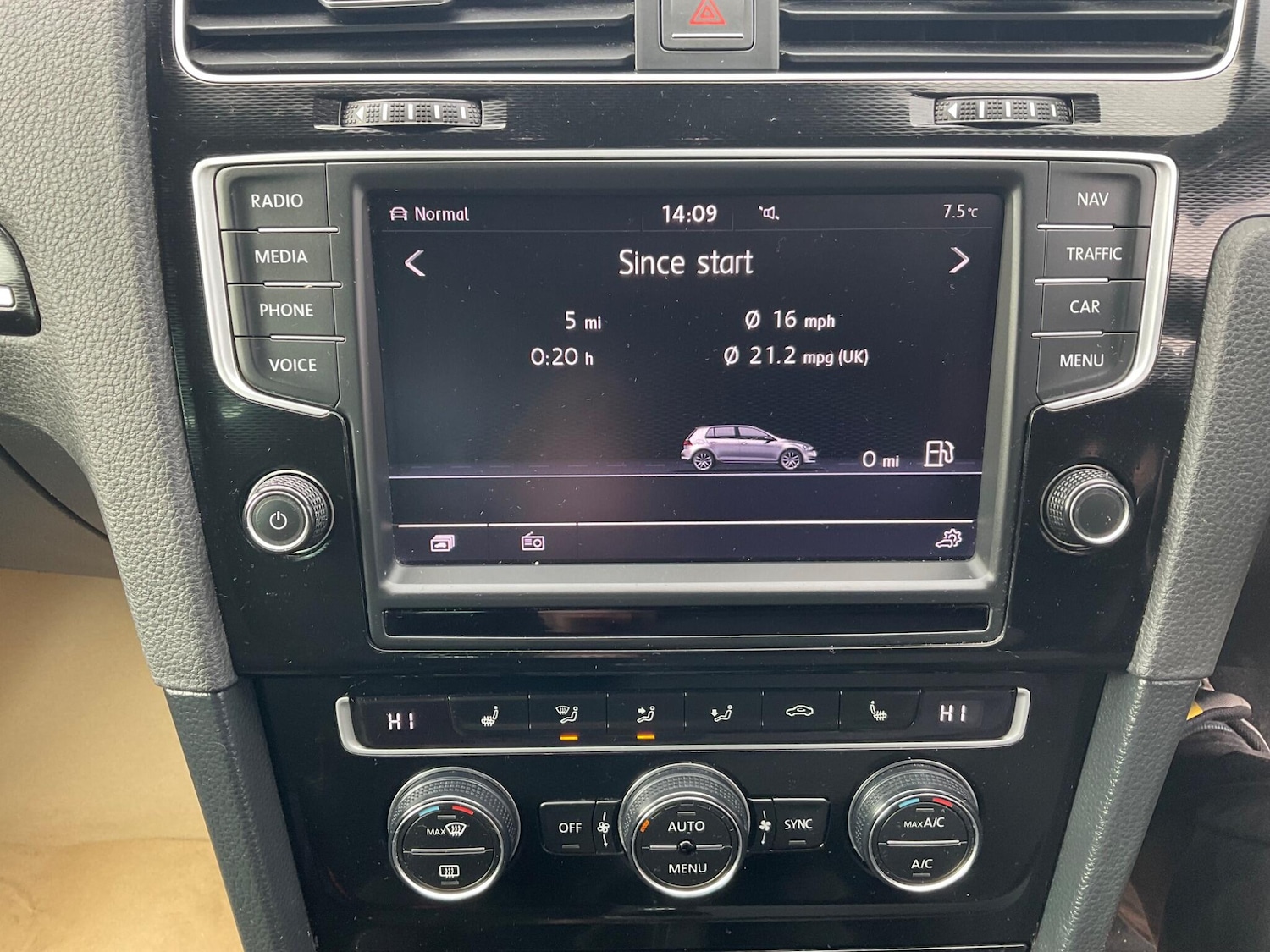 Used Volkswagen Golf 2015 for sale - 77768120: Photo 20